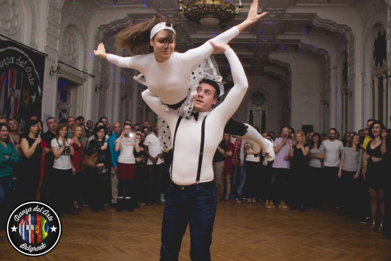 Plesna škola UV Dance — trening u sali, Beograd (Vračar)
