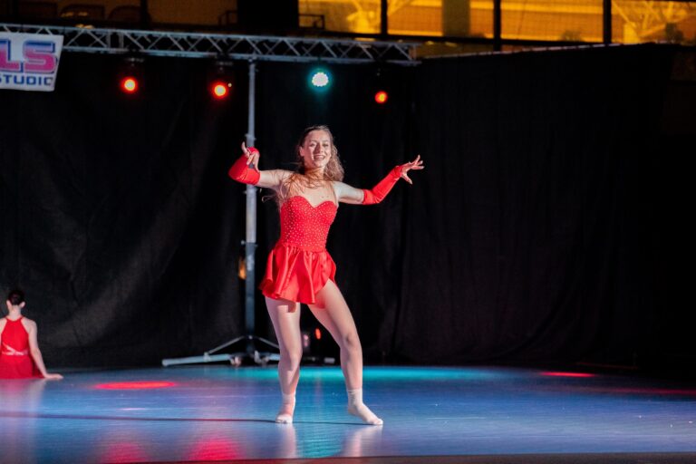Plesni studio Impuls — trening u sali, Novi Sad