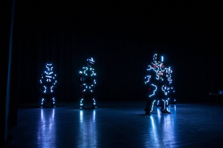 Plesna škola UV Dance — trening u sali, Beograd (Vračar)