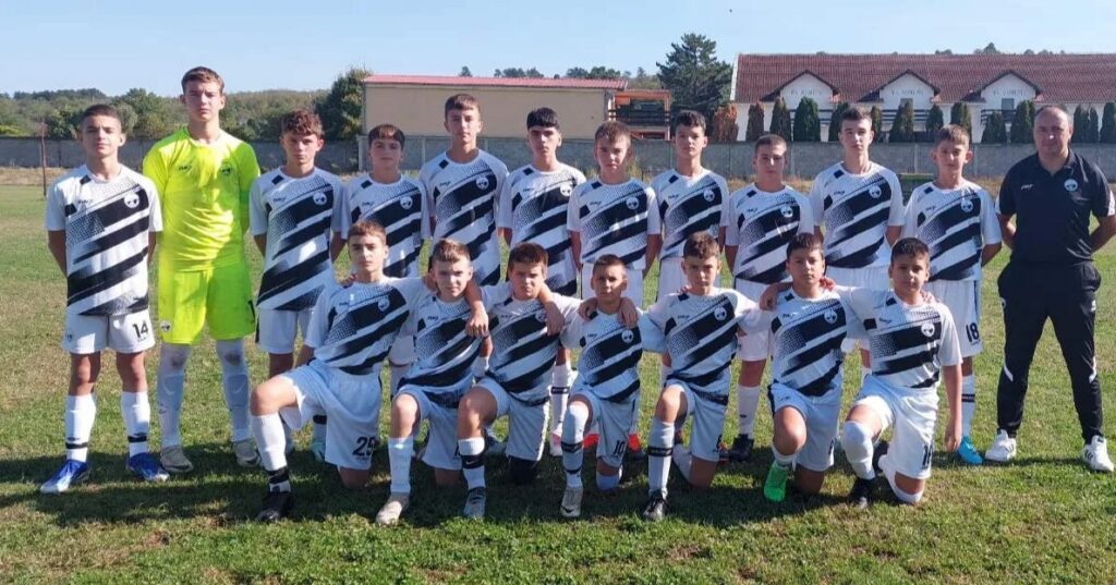 OFK Sinđelić Niš – Omladinska škola — trening u sali, Niš