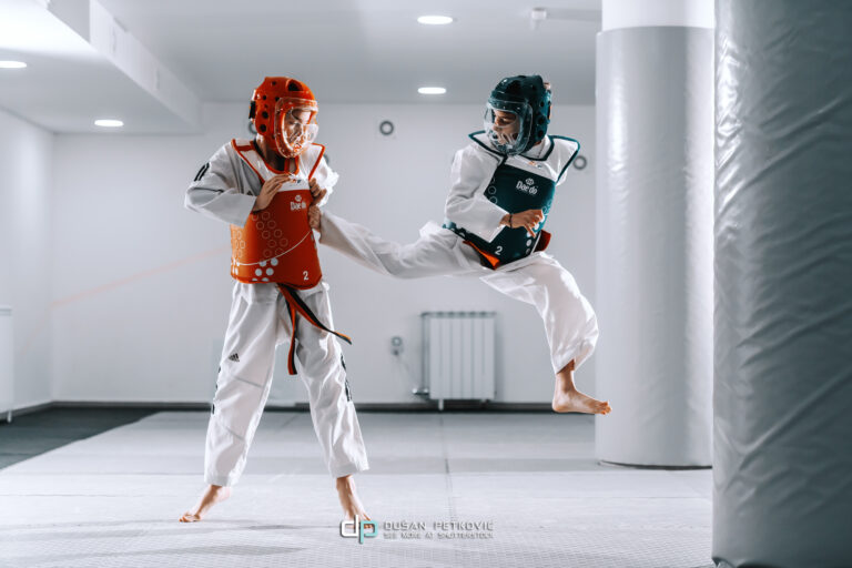 Tekvondo klub Gitros — trening u sali, Novi Sad