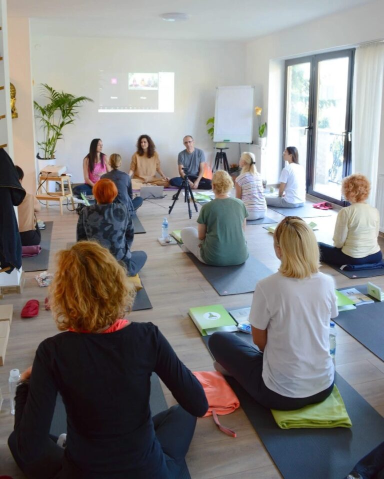 Holistička akademija Maya — trening u sali, Beograd (Savski venac)