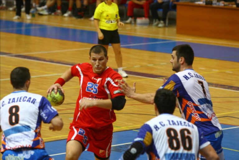 Rukometni klub Vojvodina — trening u sali, Novi Sad
