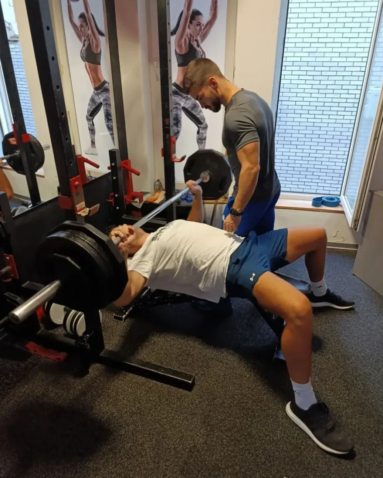 Fitness centar HitFit studio — trening u sali, Beograd (Čukarica)