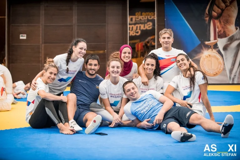 Taekwondo klub Galeb — trening u sali, Beograd (Palilula)
