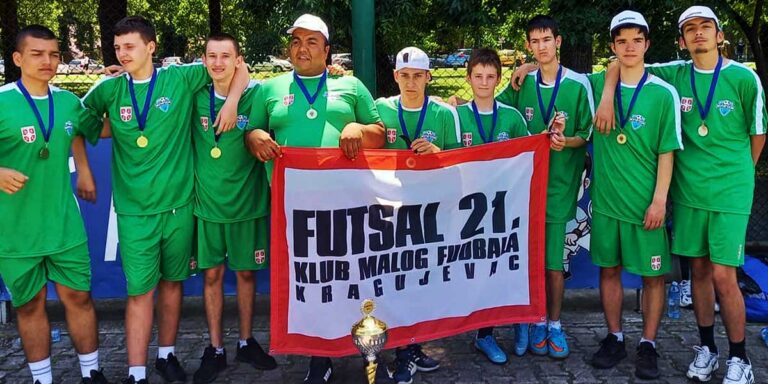 Klub malog fudbala 21. oktobar (Futsal 21 Kragujevac) — trening u sali, Kragujevac