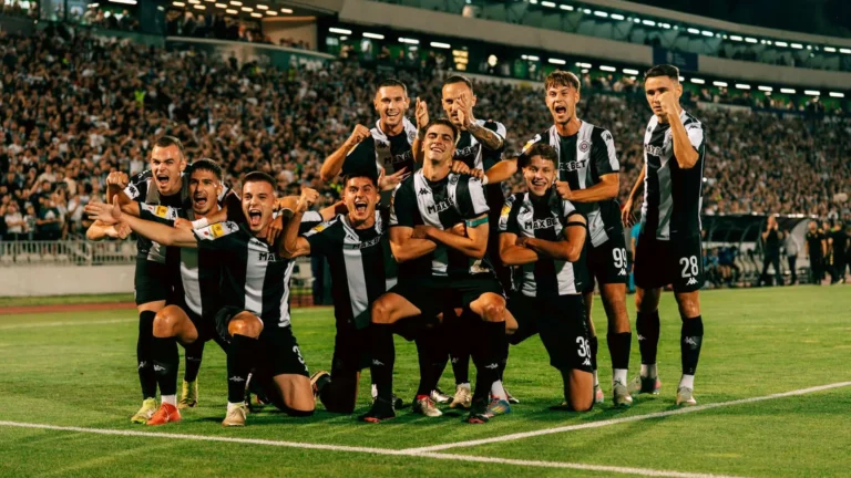 Fudbalski klub Partizan — trening u sali, Beograd (Savski venac)