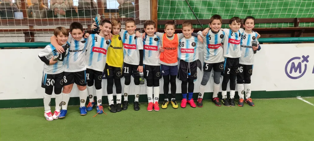 Škola fudbala DFK Dorćol — trening u sali, Beograd (Stari grad)