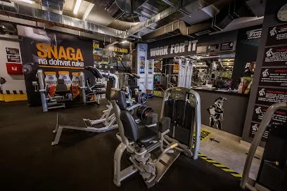 Ahilej Rakovica — fotografija objekta, Beograd (Rakovica)
