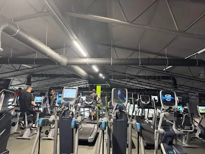 Atos gym — fotografija objekta, Čačak
