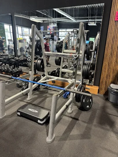 B Strong Fitness Factory — fotografija objekta, Smederevska Palanka