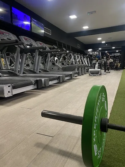 E Fitness centar Perform — fotografija objekta, Novi Sad
