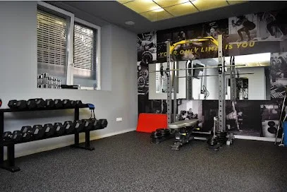 Fitnes klub Black & White — fotografija objekta, Beograd (Stari grad)