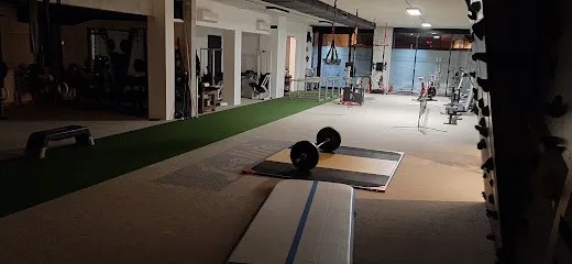 Fitness centar Feel Life — fotografija objekta, Beograd (Rakovica)