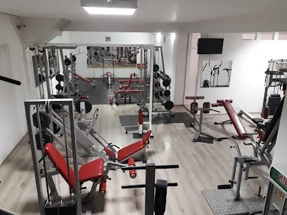 Fitness Teretana Sportsko udruzenje Mic Gym — fotografija objekta, Niš