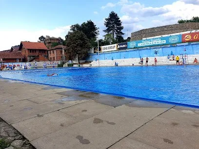 Gradski bazen Novi Pazar — fotografija objekta, Novi Pazar
