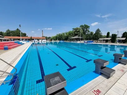 Gradski bazen Odžaci — fotografija objekta, Odžaci