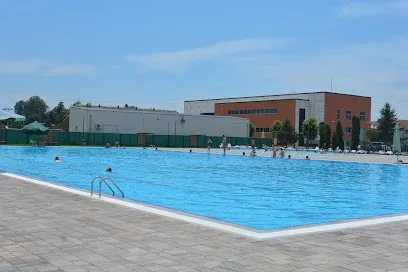 Gradski bazeni - Svilajnac — fotografija objekta, Svilajnac