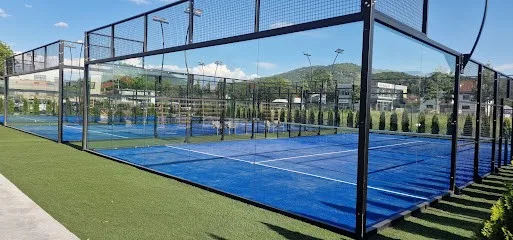 Padel Planet — fotografija objekta, Niš