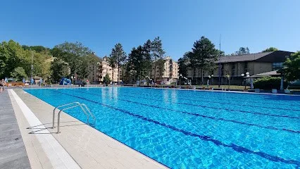 Perajbor Lučani Swimming Pool — fotografija objekta, Lučani