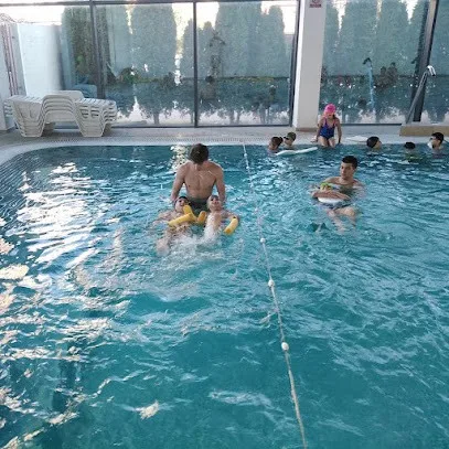 Škola plivanja Aqua Hollywood Ledine - Surčin — fotografija objekta, Surčin