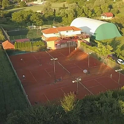 Sportski tereni Olimpija — fotografija objekta, Novi Sad