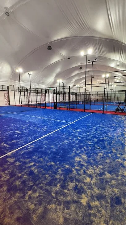 Think Padel — fotografija objekta, Novi Beograd