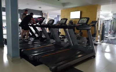 Gold Gym