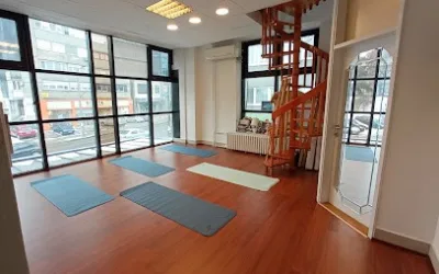 Joga na Banovom brdu (easybrezzy.yoga)