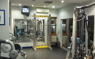Palestra gym & health club