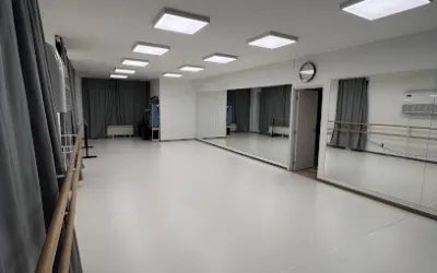 Solo – ballet & stretching