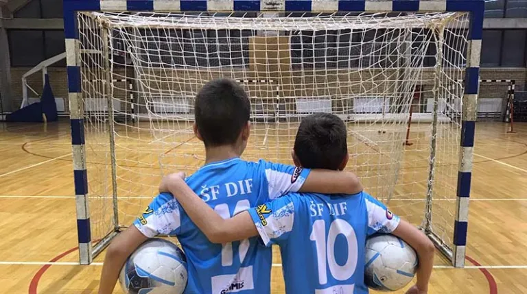 Škola fudbala DIF (FK DIF Beograd) — trening u sali, Beograd (Čukarica)